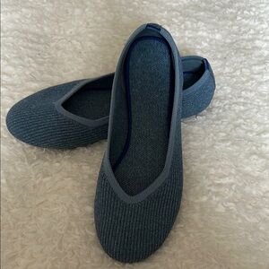 NEW 🆕 
Stylish Blue Women's Flats